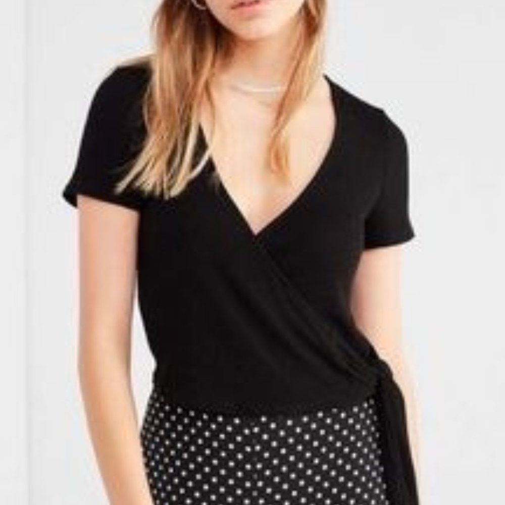 Project Social T - ribbed | black | wrap tie cropped t-shirt